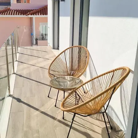 Διαμέρισμα Charming In 90 Sqm With Terrace *