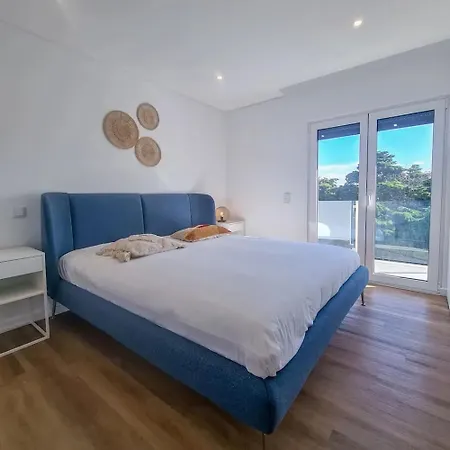 Charming In 90 Sqm With Terrace